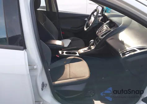 2013 Ford Focus Se из США, поврежденный, VIN 1FADP3F28DL178658